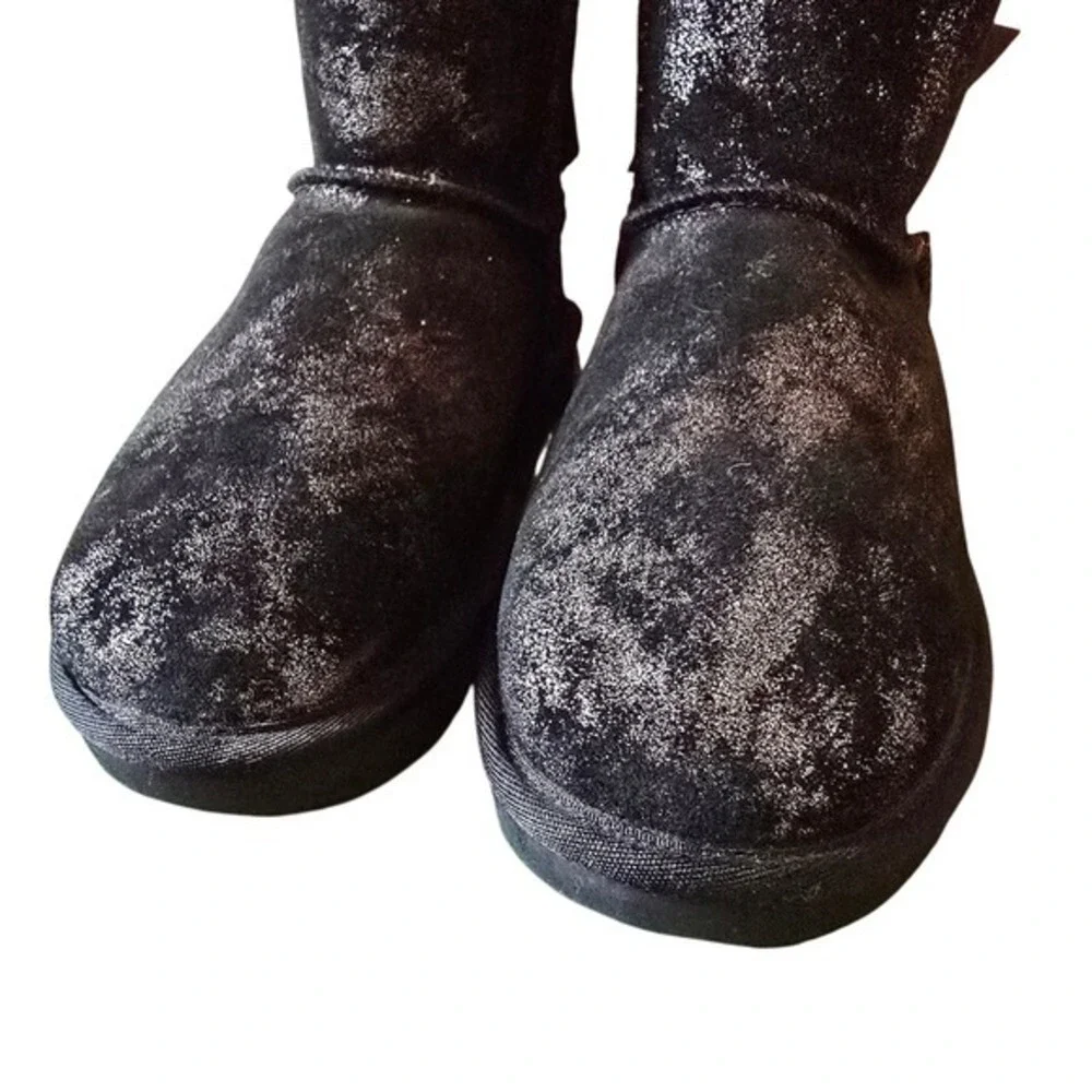 UGG Mini Bailey Bow Metallic Crackle Black Silver Boots 1125795 Womens 5